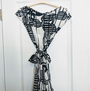 Diane Von Furstenberg Silk Dress - Size 4 - NWT